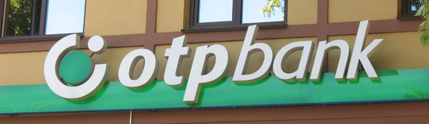 Объемные буквы. Рекламная вывеска "OTP Bank"